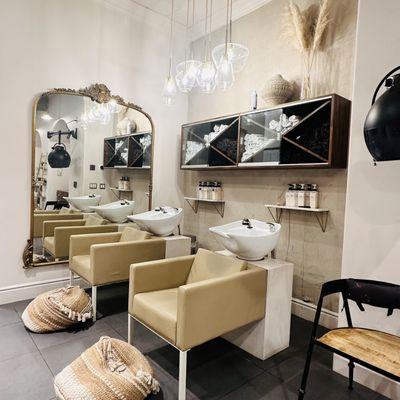 Hair washing stations