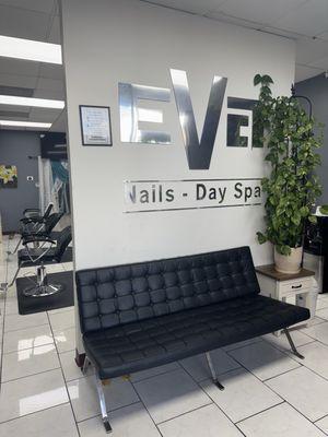 Eva Nails And Day Spa