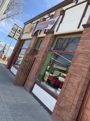 La Famosa Meat Market