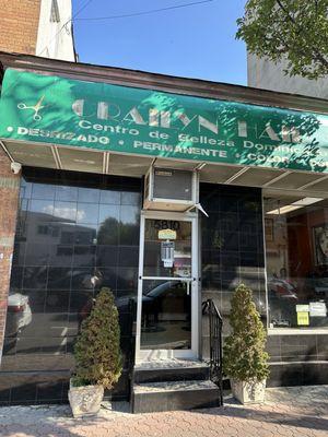 Crailyn Hair Styling