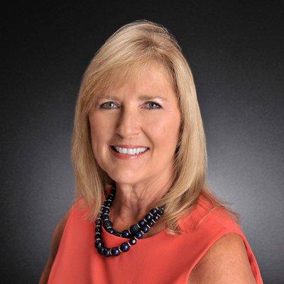 Becky Erdek - DM Luxury Group