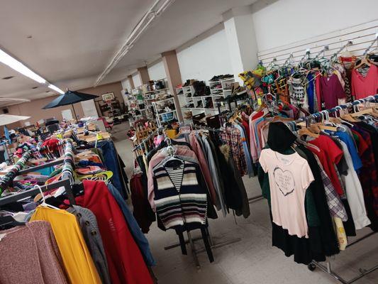 El Gallo Thrift Store