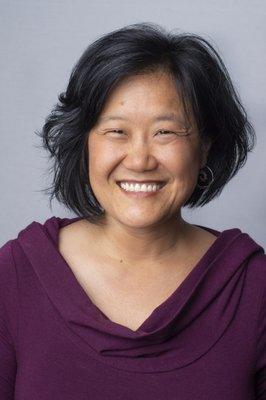 Eveline Wu, MFT, offers somatic psychotherapy in the East Bay and in person in Walnut Creek, CA.