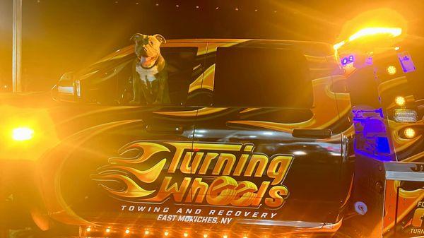 Call now for a towing service you can count on!