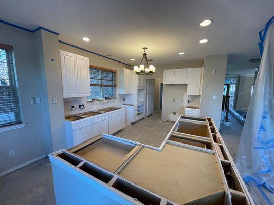 Universal Construction Services