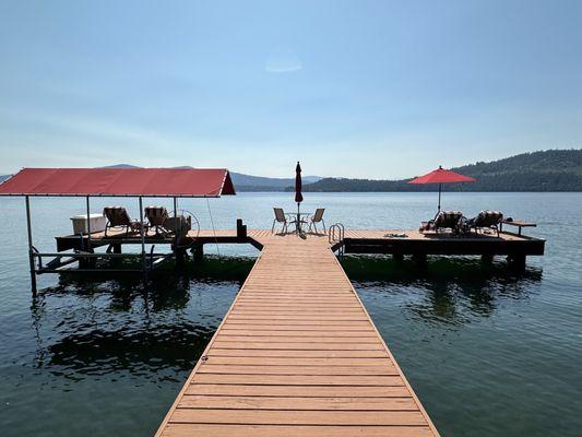 Where you can hang out or jump into the lake