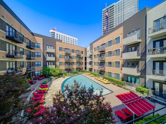 Live carefree every day. At Adelphi, coming home feels like you're on vacation. With impressive finishes and resort-quality amenities, our a