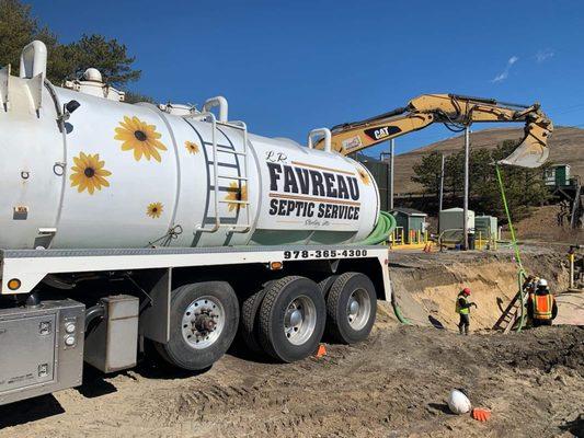 Favreau L R Septic Service
