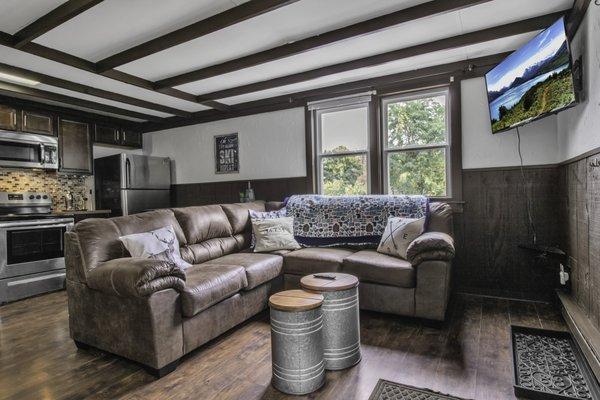 716 Vacation Rentals