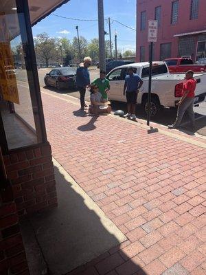 This was everyone crowded around my sister when she opened the container. Everyone wanted a piece!