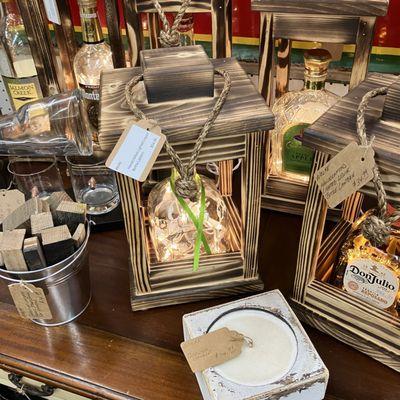 Queen of Hearts Antiques & Interiors