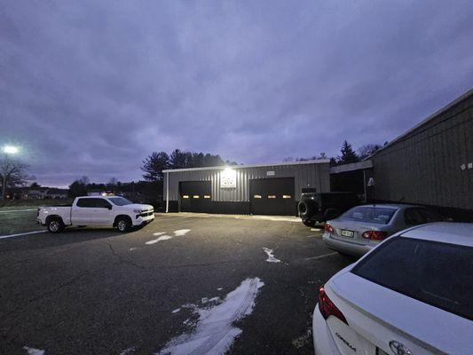Flying Iron Axe Throwing