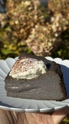 Black Sesame Basque Cheesecake