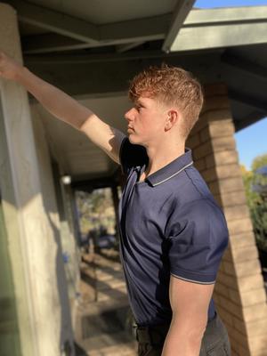 Residential & commercial window cleaning. Interior & exterior. Frames, panes, sills, screens. Expert service. Best rates. Book now!