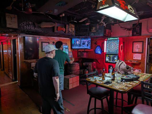 Play By Play Liquor Store