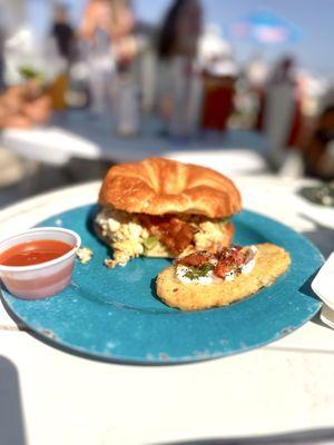 Monty’s Dog Beach & Bar