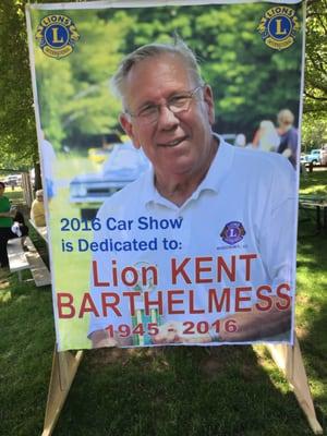 The person to whom the show was dedicated