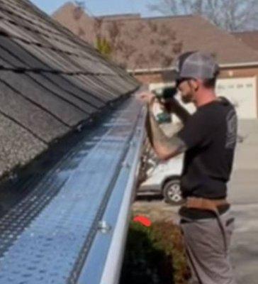 Free Flow Gutter And Pressure Cleaning