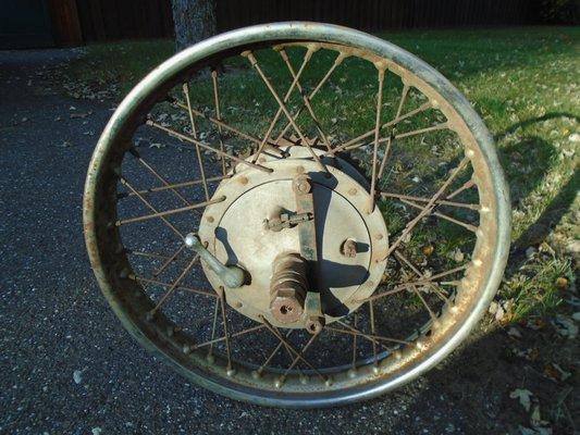 My vintage Ariel wheel - it took half an hour but Tom got the old rubber off!