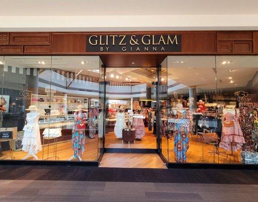 Glitz & Glam By Gianna