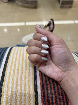 Nail Idol