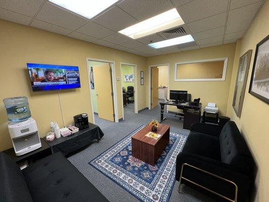 Barbara Dwumfour Davis, FNP