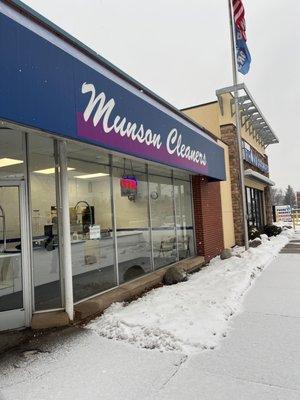 Munson Cleaners