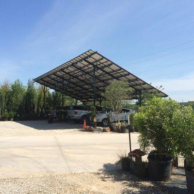 Sheltered by the sun, powered by its rays! Solar carports seamlessly blend sustainability and style.
