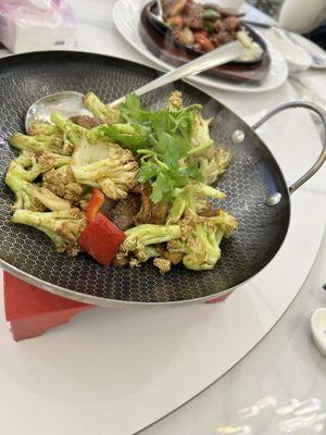 Pork belly with Taiwanese broccoli