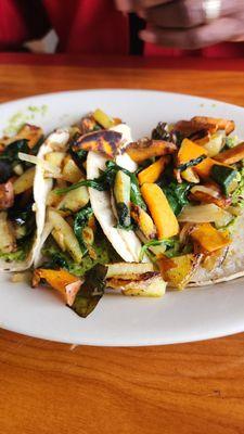 Potato and spinach tacos