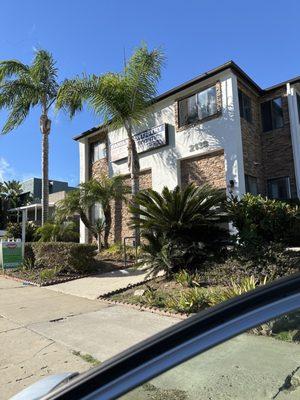 Reza Kasiri, DDS - Emergency Dentist