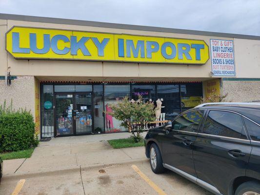 Lucky Imports