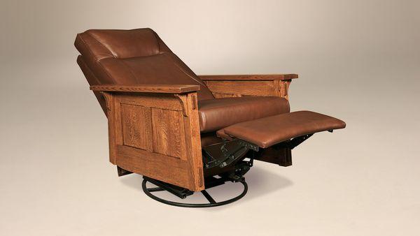 Amish Build Recliner in leather, USA made.