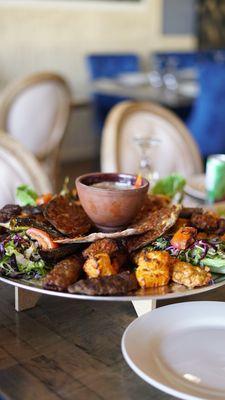 Efsane Mediterranean cuisine