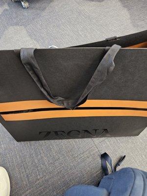 private room in the back to sip drinks and shop...