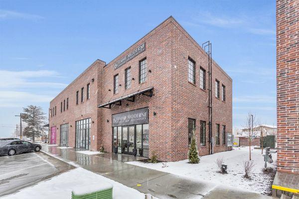 Femme Moderne Center for Aesthetics