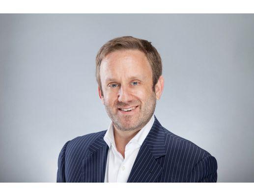 Dr. Michael J Levitt