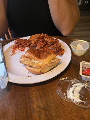 Bacon cheddar chicken sandwich