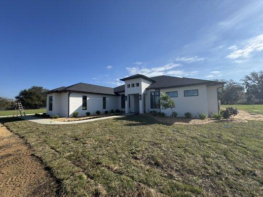 Hill's Seamless Gutters