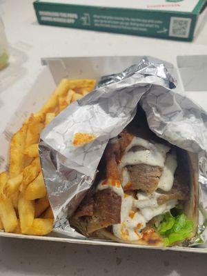 Gyro wrap w fries