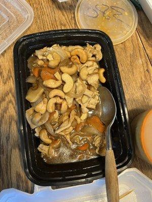 Cashew chicken
