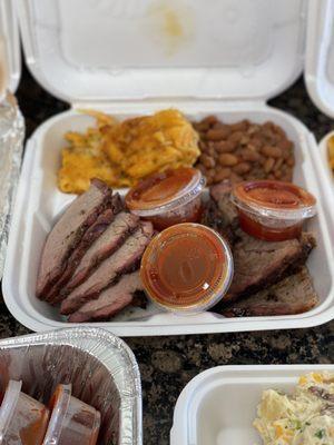 Traballo’s Backyard BBQ