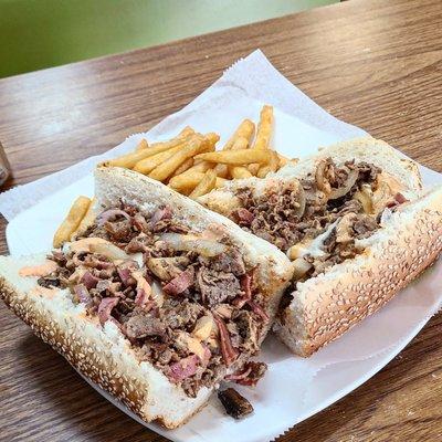 Gio's Special Cheesesteak. They now have seeded rolls.