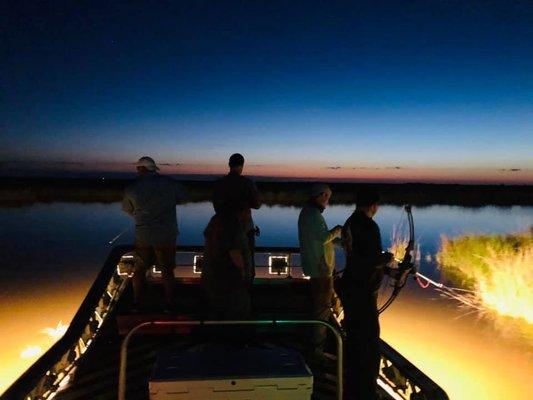 Out2Gettem Bowfishing Charters