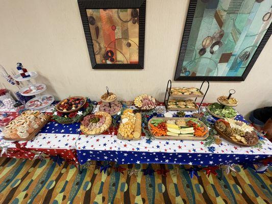 Fait Avec Amour Grazing Tables & Charcuteries