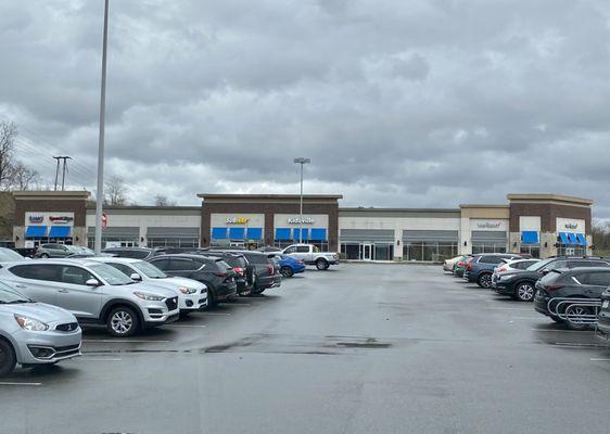 Mt Nebo Pointe Shopping Center