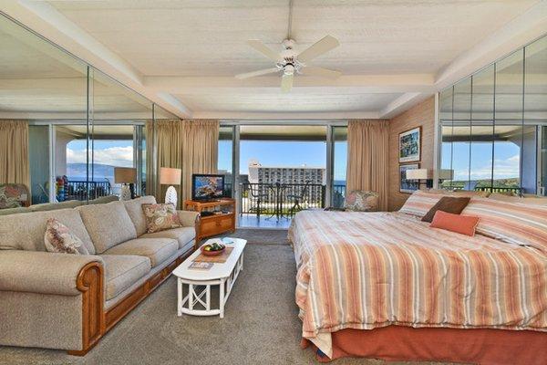 Come enjoy your Maui vacation with us!