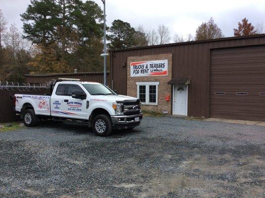 U-Haul Neighborhood Dealer