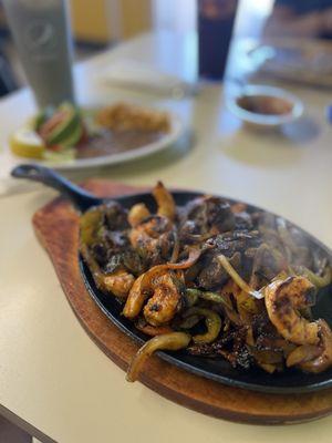 Steak & Shrimp Fajitas