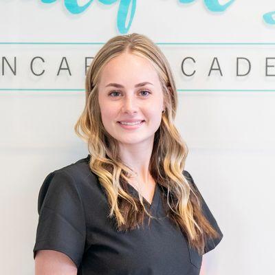 Radiant Glow Aesthetics